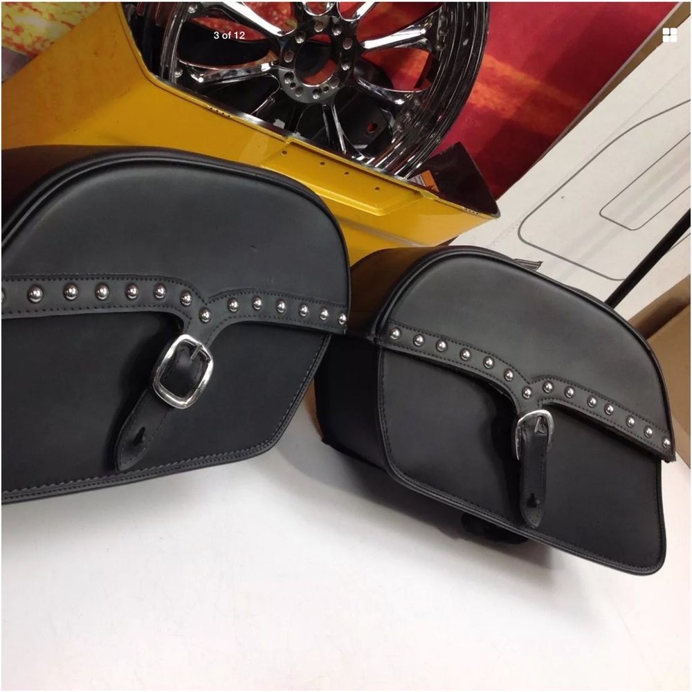 Harley Davidson, Willie G universal black leather saddlebags.